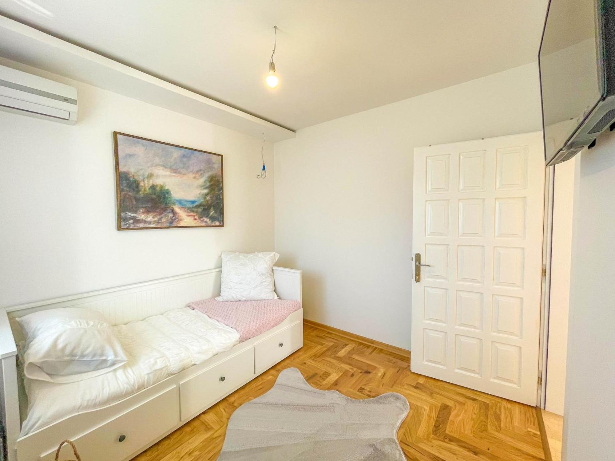 B&B Lovac Улцин Стая снимка