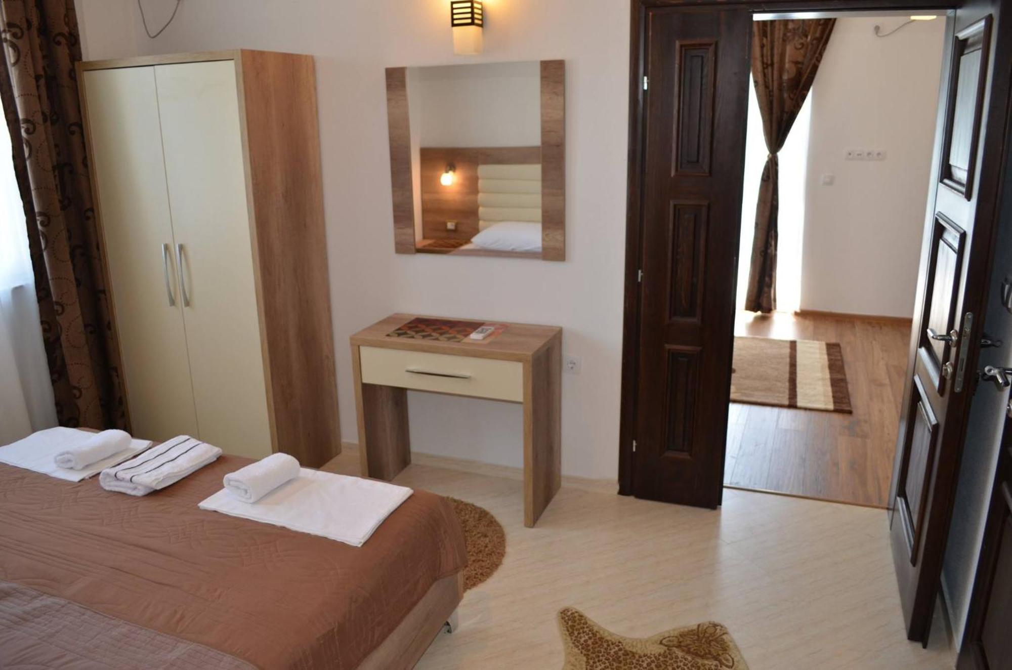 B&B Lovac Улцин Екстериор снимка